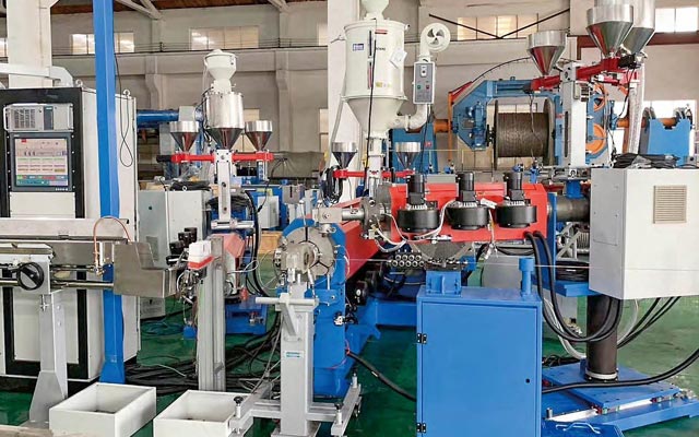 MV-90 Power Cable Extrusion Line